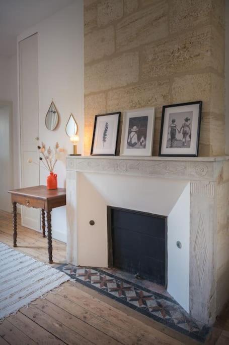 Appartement Avec Son Patio Dans Centre Historique De Bourg מראה חיצוני תמונה