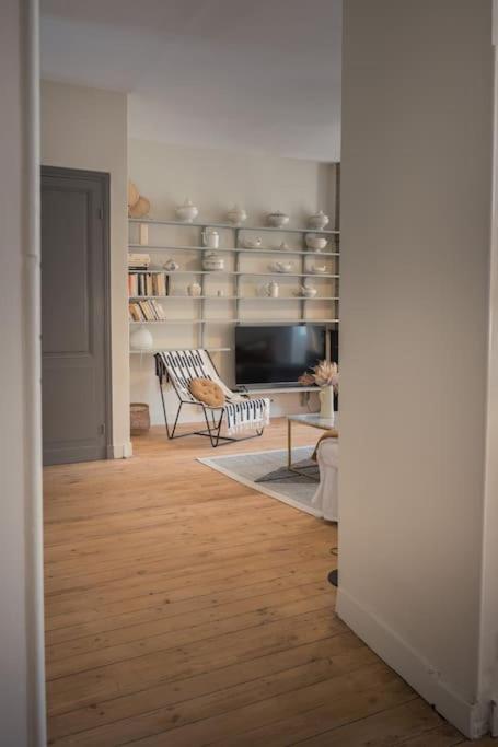 Appartement Avec Son Patio Dans Centre Historique De Bourg מראה חיצוני תמונה